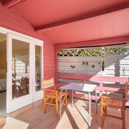 Serene In With Swimming Pool